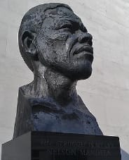mandela-bust